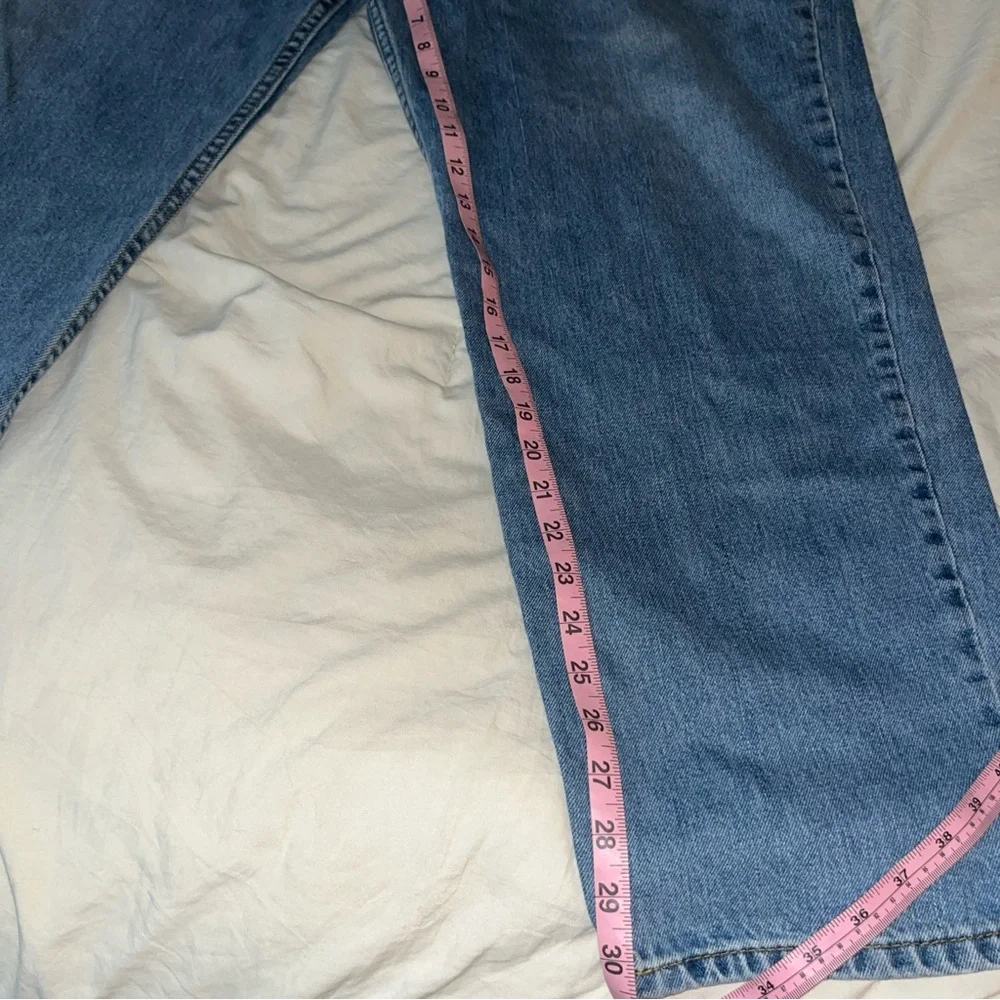 Levi's Light Blue Denim Jeans‎